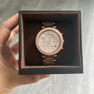michael kors rose gold watch